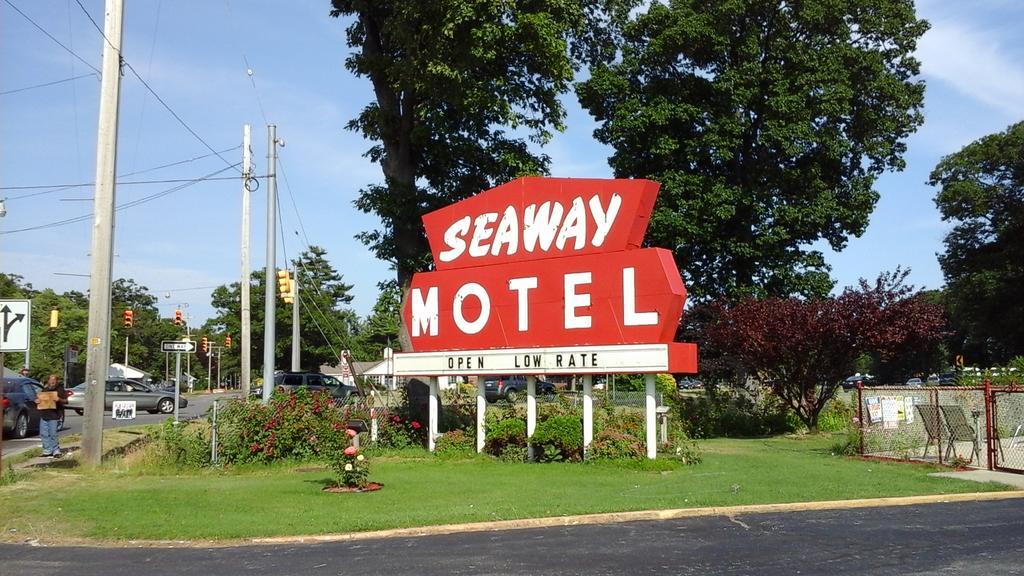 Seaway Motel Roosevelt Park Eksteriør bilde